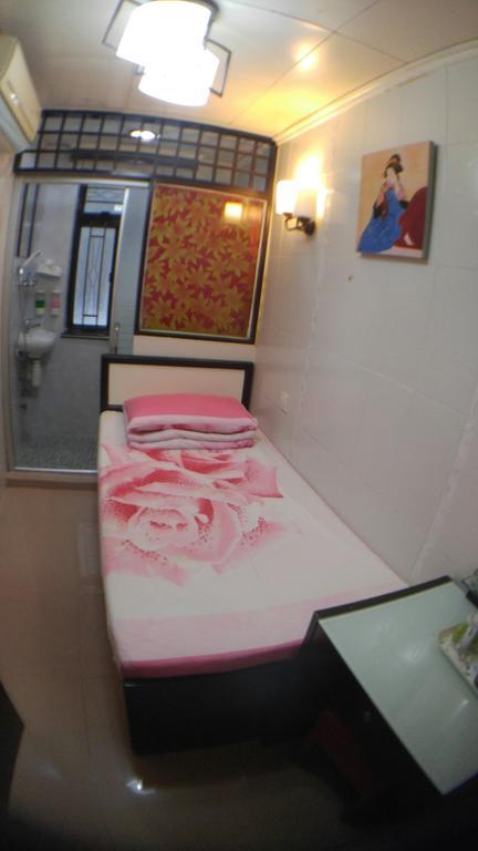 Dragon Hotel Tsim Sha Tsui  Exterior photo